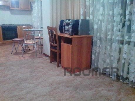 1 bedroom studio in the center, Samara - apartment by the day