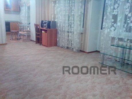 1 bedroom studio in the center, Samara - apartment by the day