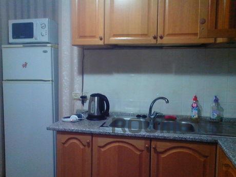 1 bedroom studio in the center, Samara - apartment by the day