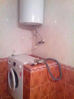 1 bedroom studio in the center, Samara - apartment by the day