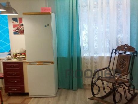 2-room studio near the metro station, Samara - apartment by the day