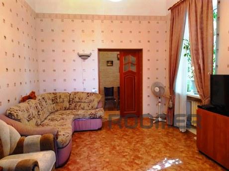 2 rooms, day Volga Embankment / Center, Samara - apartment by the day