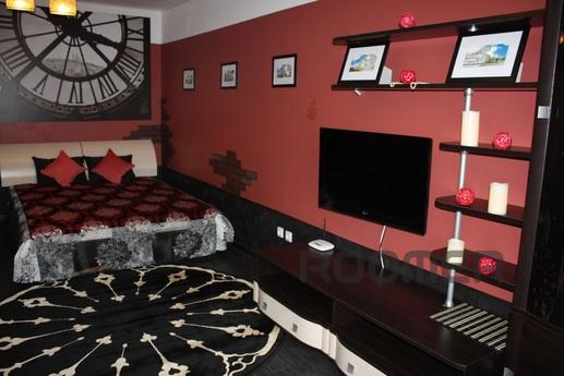 REAL PHOTO! A great new home. Closed area, video surveillanc