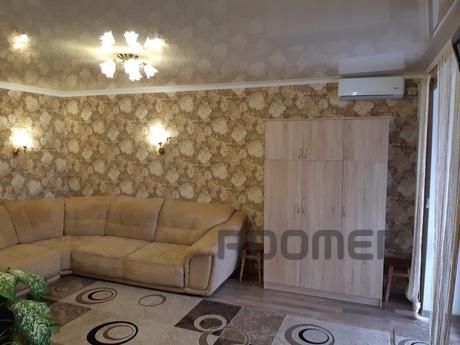 One-room apartment. In the very center of the city. Near the