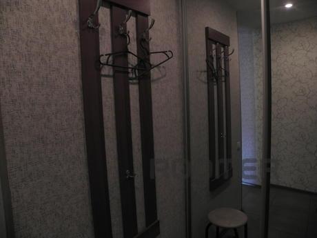 Apartment from owner at minimal price, Kharkiv - apartment by the day