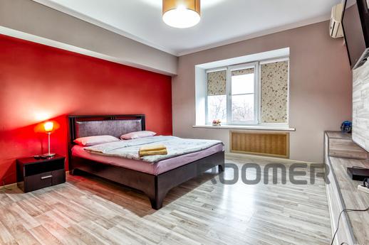 Clean comfortable apartment in the cente, Almaty - apartment by the day