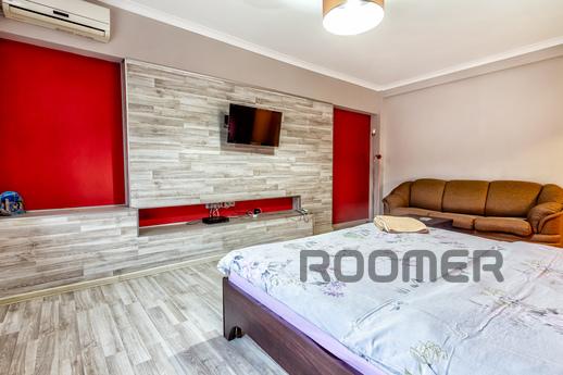 Clean comfortable apartment in the cente, Almaty - apartment by the day