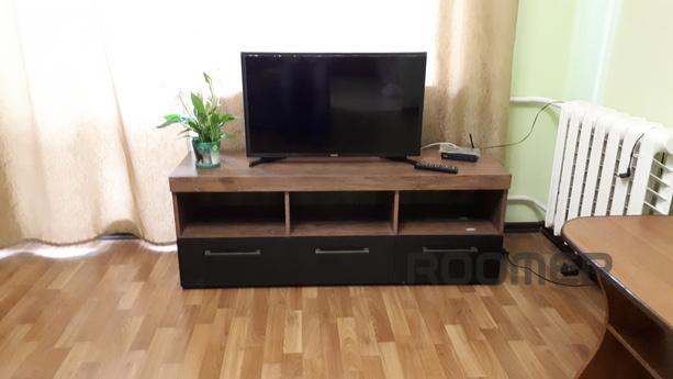 Apartment in the center of the metro 23 , Kharkiv - apartment by the day