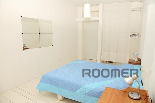 2k. square in the city center, Saint Petersburg - apartment by the day
