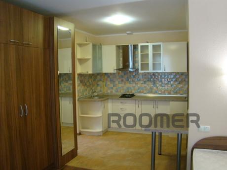 Separate entrance, own a small courtyard.