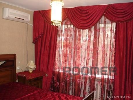 Clean, comfortable apartment, located near Astrakhan State. 