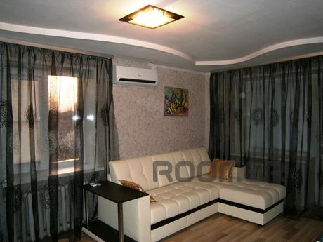 1-room apartment of 31m ² on the 4th floor of 5-storey brick