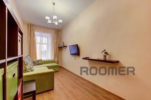 2 bedroom apartment on Marat, Saint Petersburg - apartment by the day