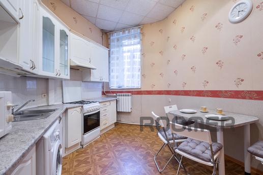 Daily 1kkv, 1st Soviet 10, Saint Petersburg - apartment by the day