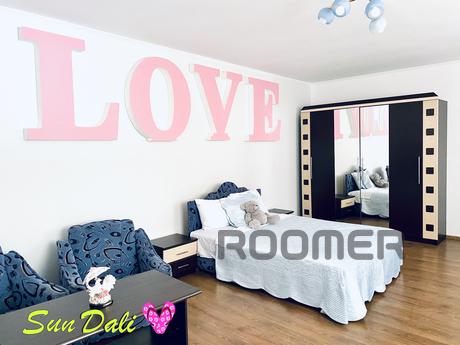 Promotion until the end of March! 4 + 1 = 5 Book a large com