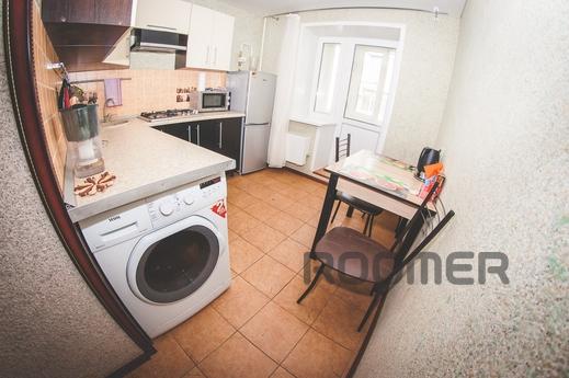 One bedroom apartment in a new house, Voronezh - apartment by the day