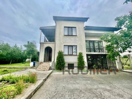 HOUSE-GREENERY 50m from the sea, Mykolaivka - apartment by the day