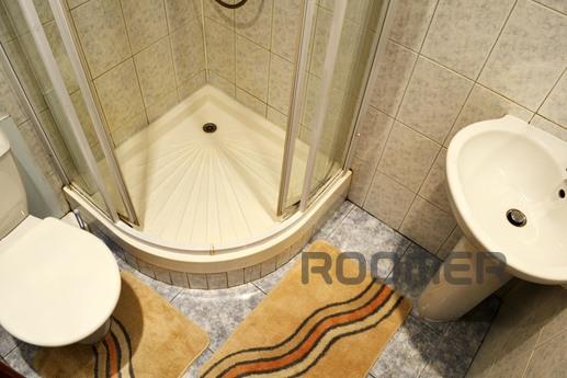 Modern studio apartment in the center, Yekaterinburg - apartment by the day