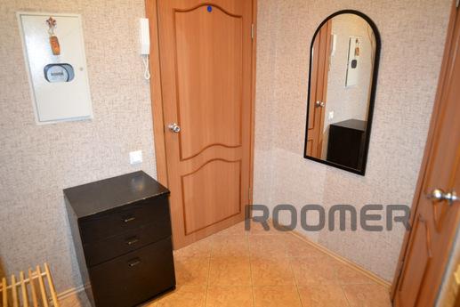 Modern studio apartment in the center, Yekaterinburg - apartment by the day