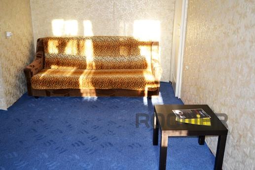 Two bedroom apartment in the city center, Yekaterinburg - apartment by the day