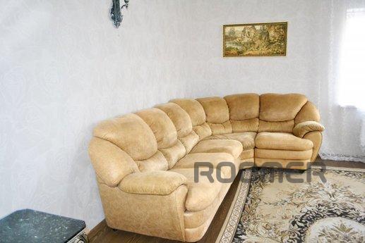 Luxury apartment in the center of busine, Yekaterinburg - apartment by the day