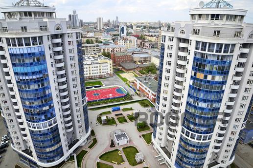 VIP apartment in a luxury home., Yekaterinburg - apartment by the day