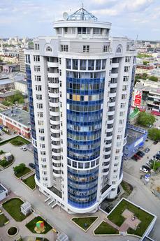 VIP apartment in a luxury home., Yekaterinburg - apartment by the day