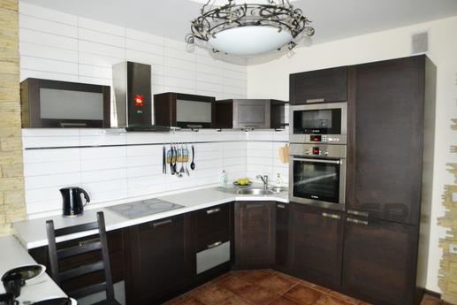 VIP apartment in a luxury home., Yekaterinburg - apartment by the day