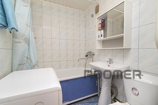 Modern apartment in the center, Yekaterinburg - apartment by the day