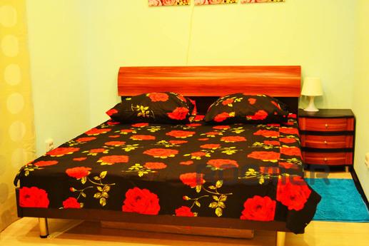 Apartment Studio Deluxe Class, Yekaterinburg - apartment by the day