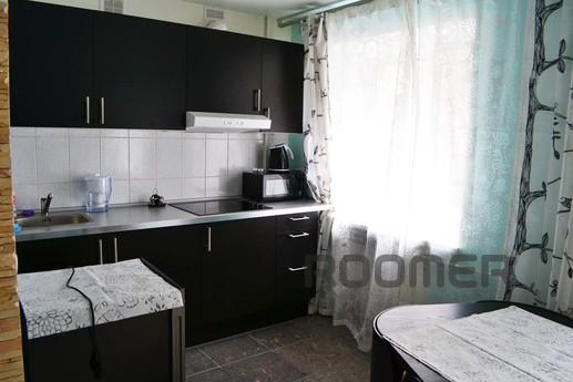 Apartment Studio Deluxe Class, Yekaterinburg - apartment by the day