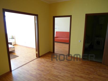 Large one bedroom apartment, Yekaterinburg - apartment by the day