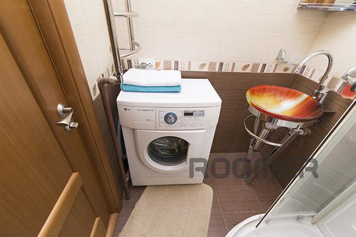 Rent 2-square for rent Airport Metro., Yekaterinburg - apartment by the day