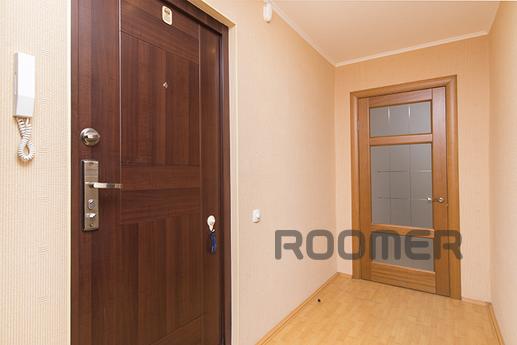 Rent 2-square for rent Airport Metro., Yekaterinburg - apartment by the day