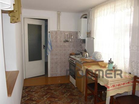 Comfortable rooms in a private house, Alushta - apartment by the day
