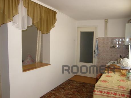 Comfortable rooms in a private house, Alushta - apartment by the day