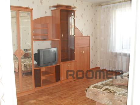 Izhevsk, Pervomaisky 7/10k area, 40 sqm, clean and comfortab