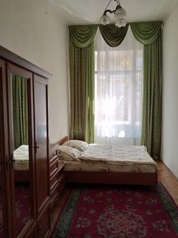 3 bedroom apartment for rent, Lviv - apartment by the day