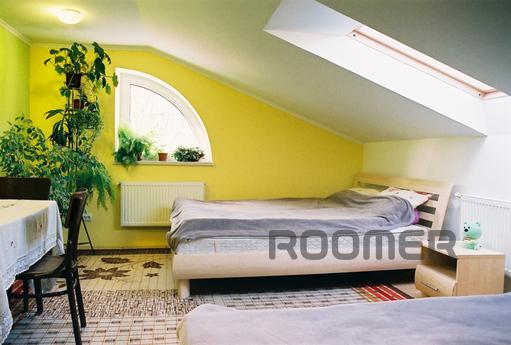 Rooms in a private house, Lviv - apartment by the day