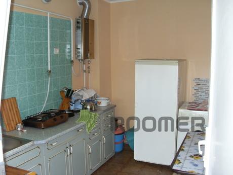 The private sector in the city center, Feodosia - apartment by the day