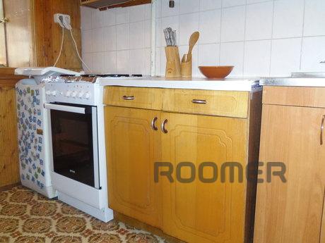 Rent 2-bedroom apartment, Alupka - apartment by the day