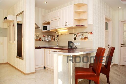 2 bedroom apartment in Osokorky, Kyiv - apartment by the day