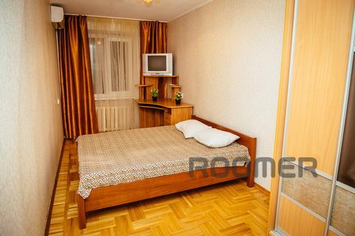 Trehkomn. in Rostov BTF Center Apartment, Rostov-on-Don - apartment by the day