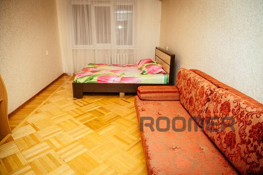 Trehkomn. in Rostov BTF Center Apartment, Rostov-on-Don - apartment by the day