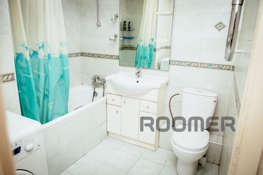 Trehkomn. in Rostov BTF Center Apartment, Rostov-on-Don - apartment by the day