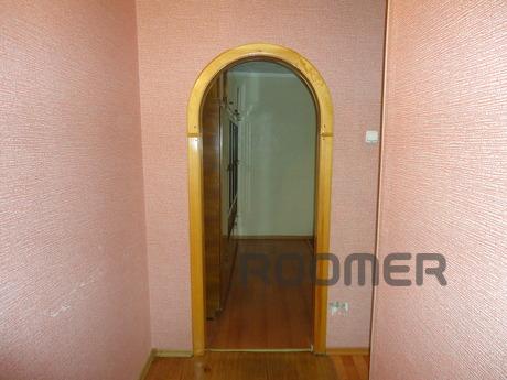 Cozy, clean, comfortable apartment, Kemerovo - apartment by the day