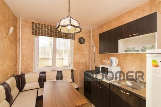 Rent an apartment in Moscow at night, Moscow - apartment by the day