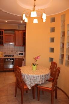 For rent apartment center Krasnaya euro, Krasnodar - apartment by the day