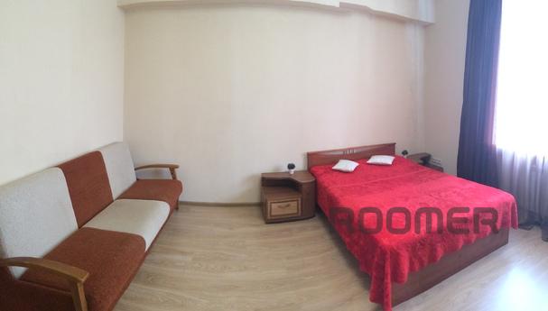 near railway station, Yekaterinburg - apartment by the day