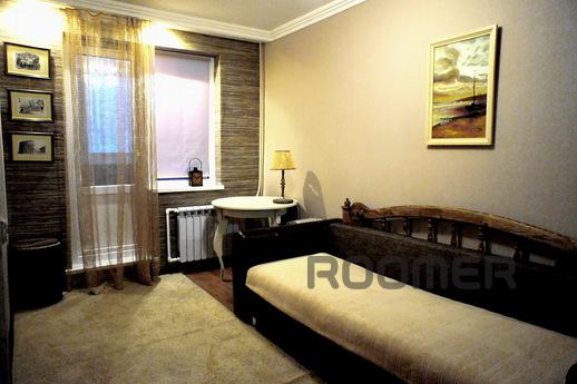 with a design renovation in the center, Naberezhnye Chelny - apartment by the day